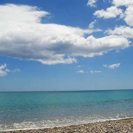 Daire In Sleeps 3 With Air Con